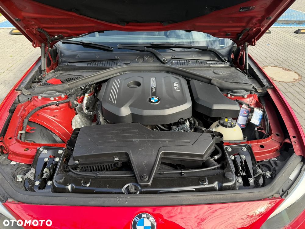 BMW Seria 1 116i - 10