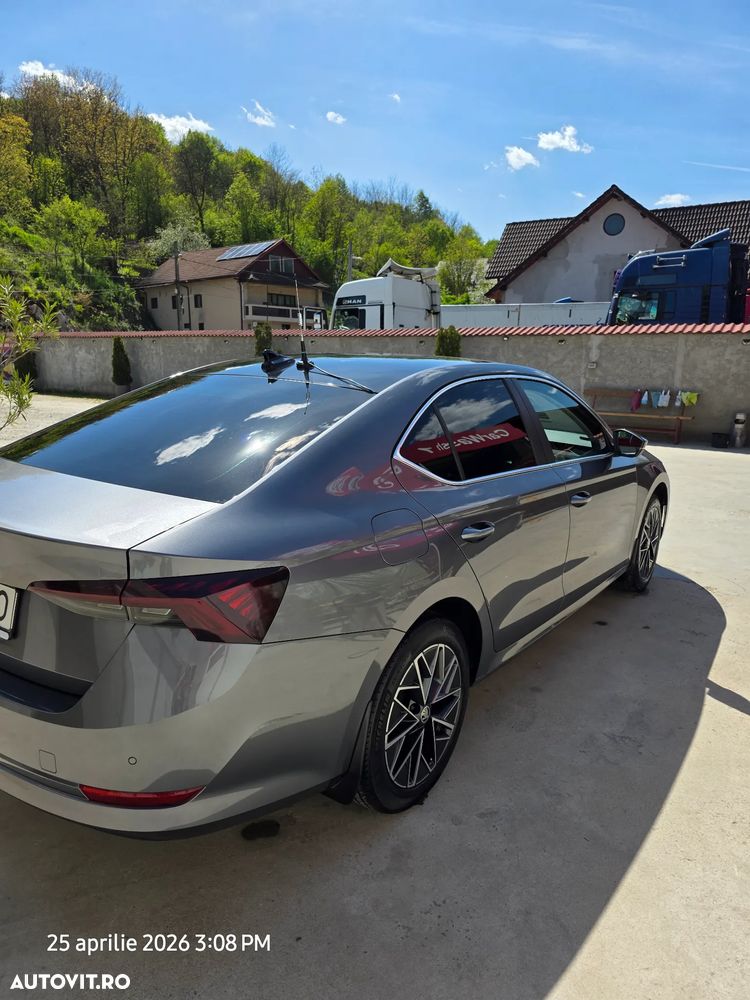 Skoda Octavia 2.0 TDI DSG Style - 5