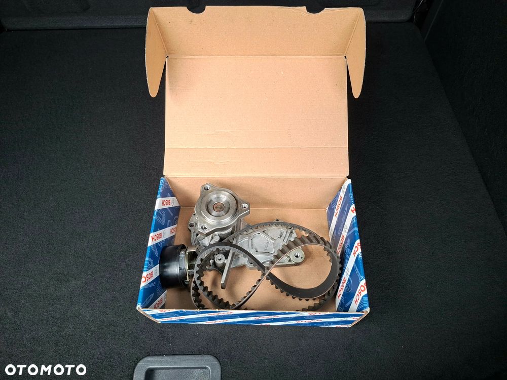 Ford Kuga 1.5 EcoBoost FWD Titanium ASS - 35