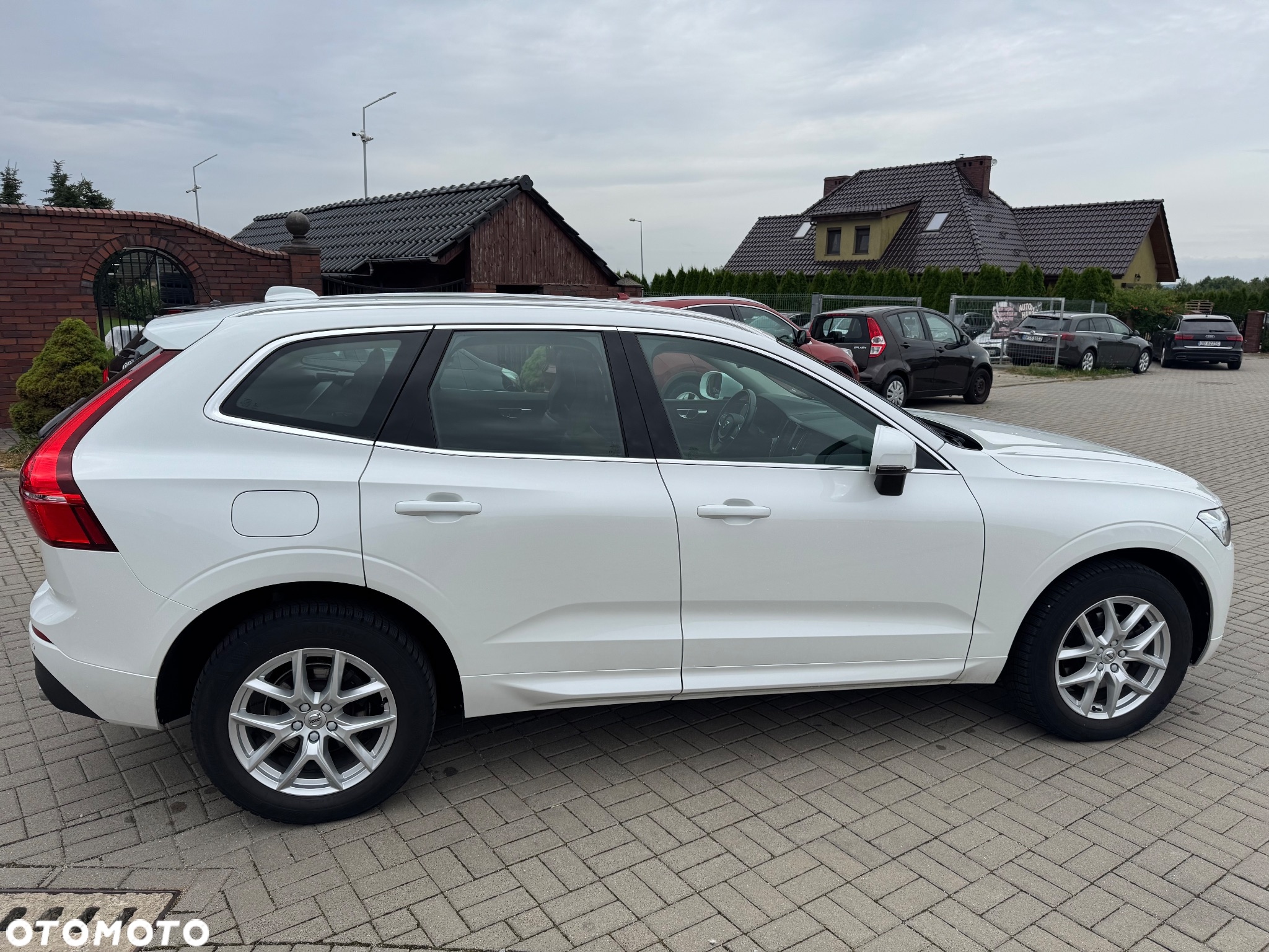 Volvo XC 60 B4 D Geartronic Momentum Pro - 7