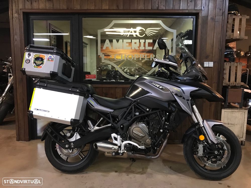 QJ Motor SRT 700 Muitos Extras. GPS. Poucos kms. - 1