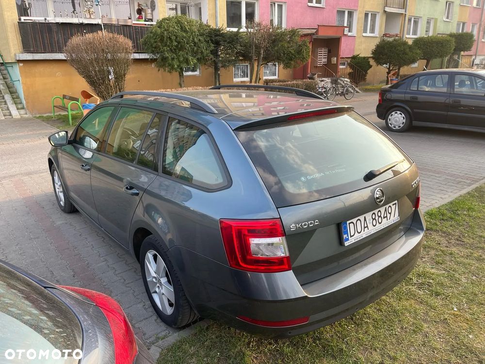 Skoda Octavia 1.6 TDI Ambition - 16