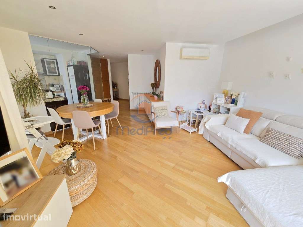 Apartamento T2 PREMIUM com Terraço, BOX e Arrecadação | Urbanização... - Grande imagem: 4/37