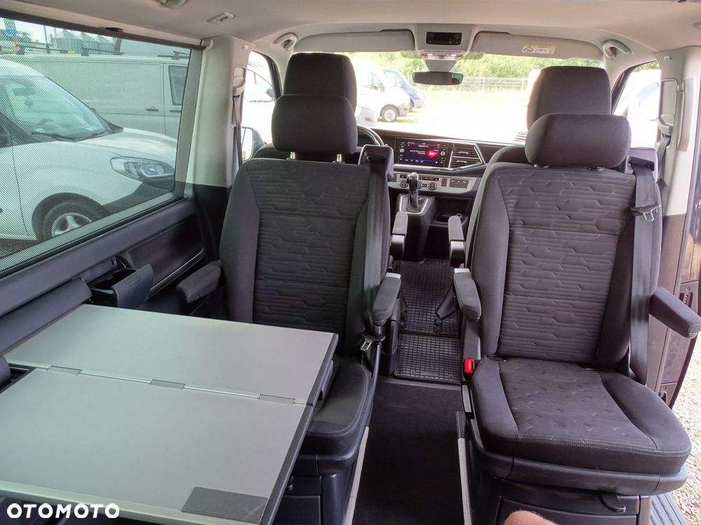 Volkswagen Multivan - 20