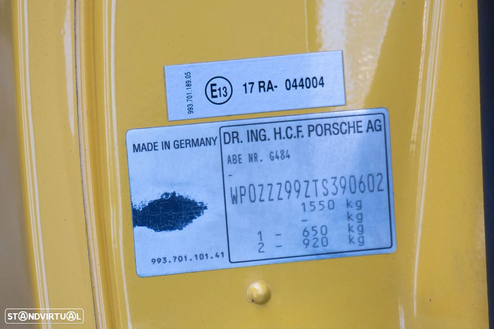 Porsche 911 (993) Coupé 3.8 Carrera RS - 37