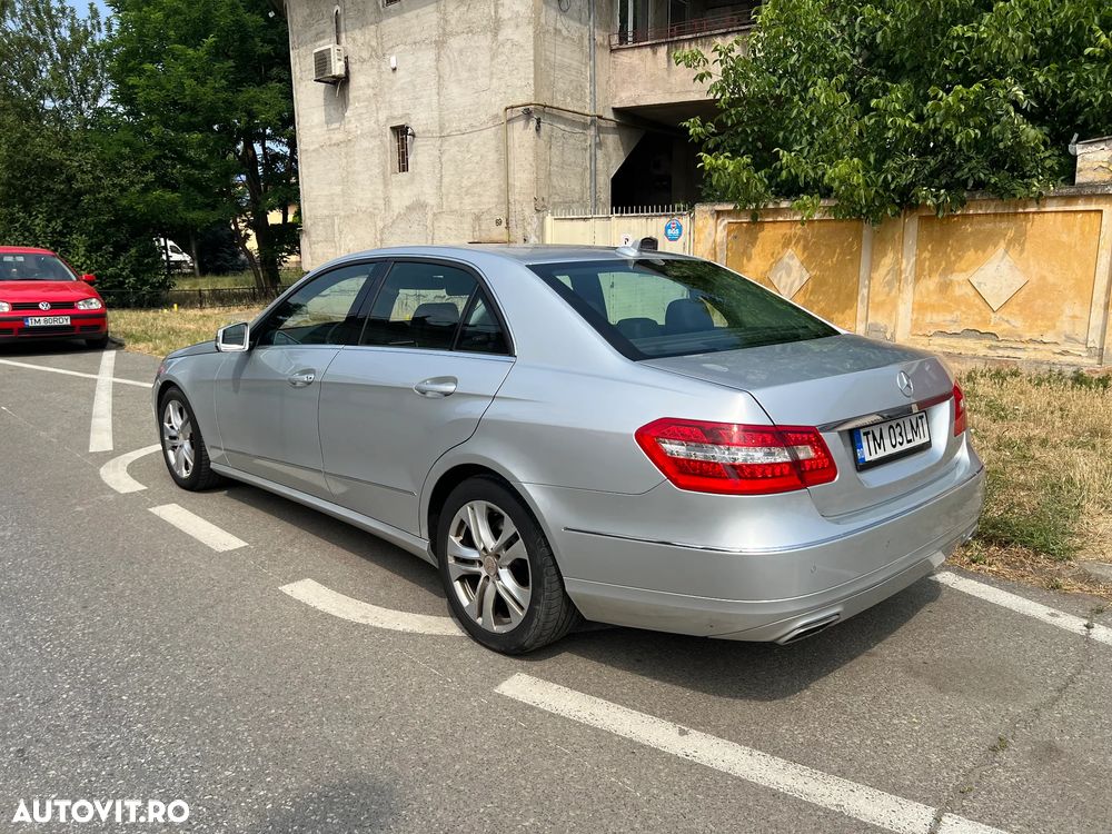 Mercedes-Benz E 220 CDI 7G-TRONIC Avantgarde - 2