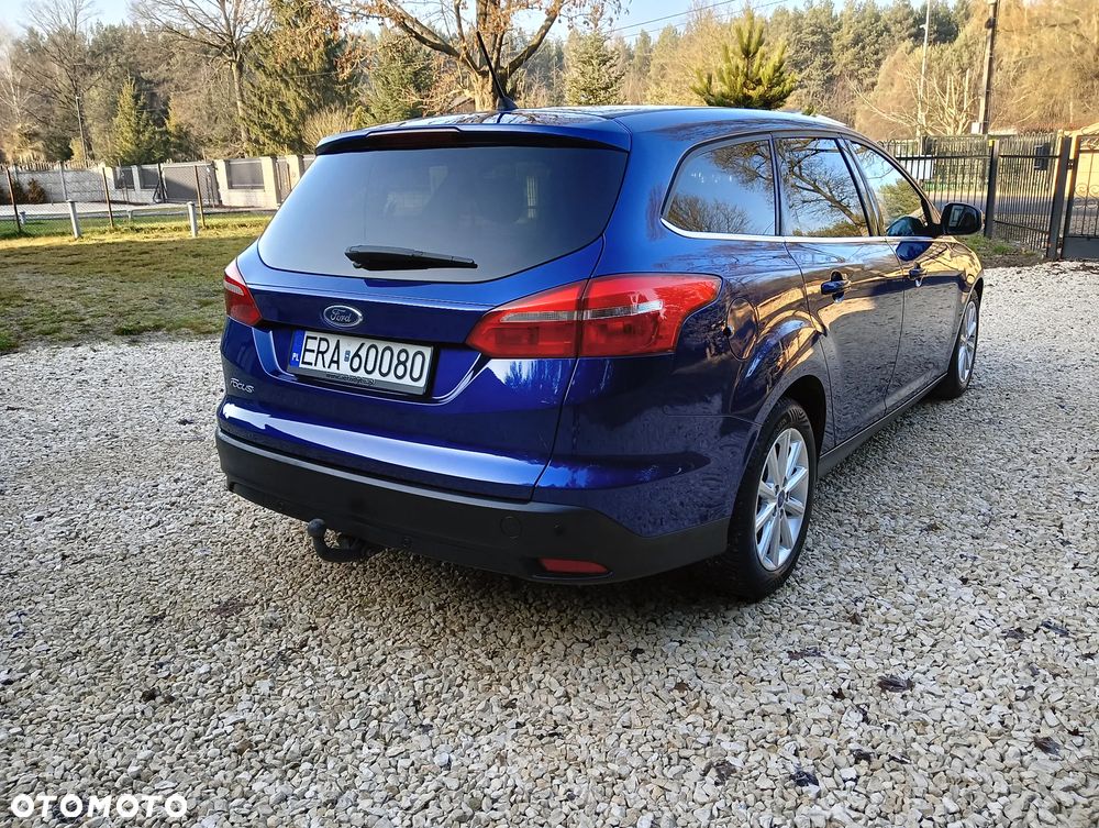Ford Focus 1.0 EcoBoost Titanium - 4