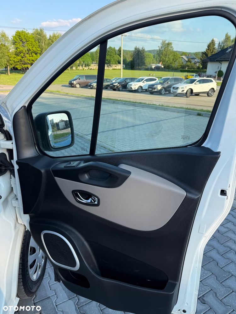 Renault Trafic - 19