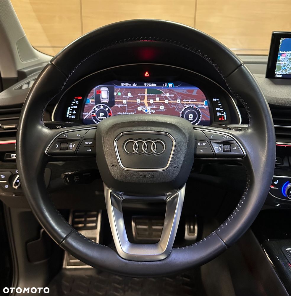 Audi Q7 - 9