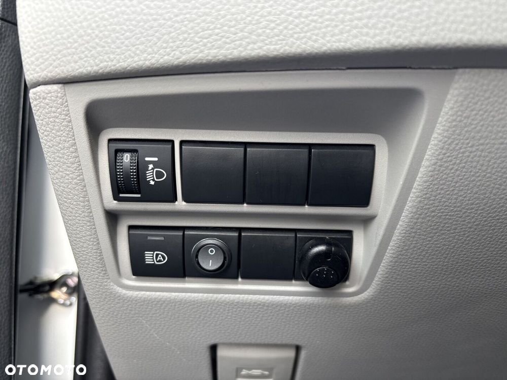 Toyota Yaris Hybrid 1.5 Executive - 17