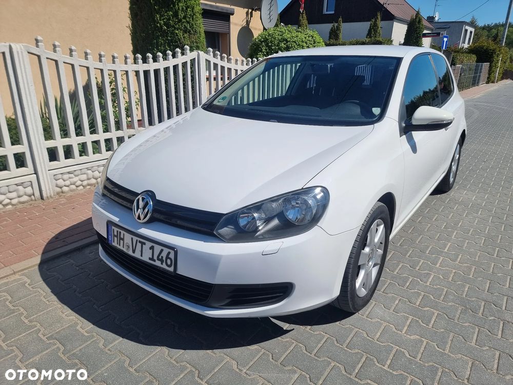 Volkswagen Golf - 2
