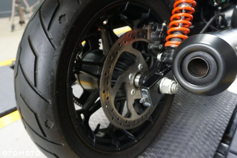 Harley-Davidson Street Rod XG 750A - 16