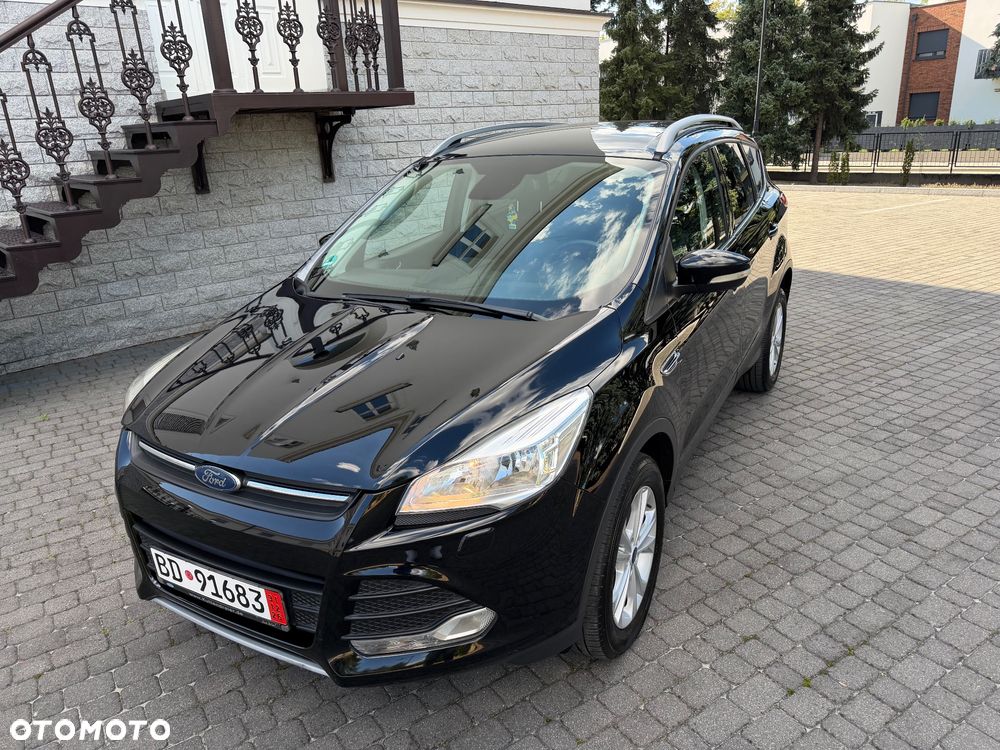 Ford Kuga 1.5 EcoBoost 2x4 Titanium - 2