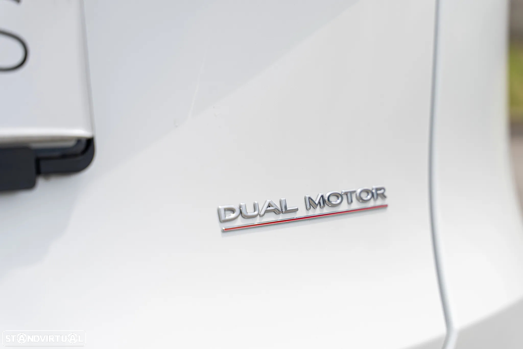 Tesla Model Y Performance Tração Integral - 18