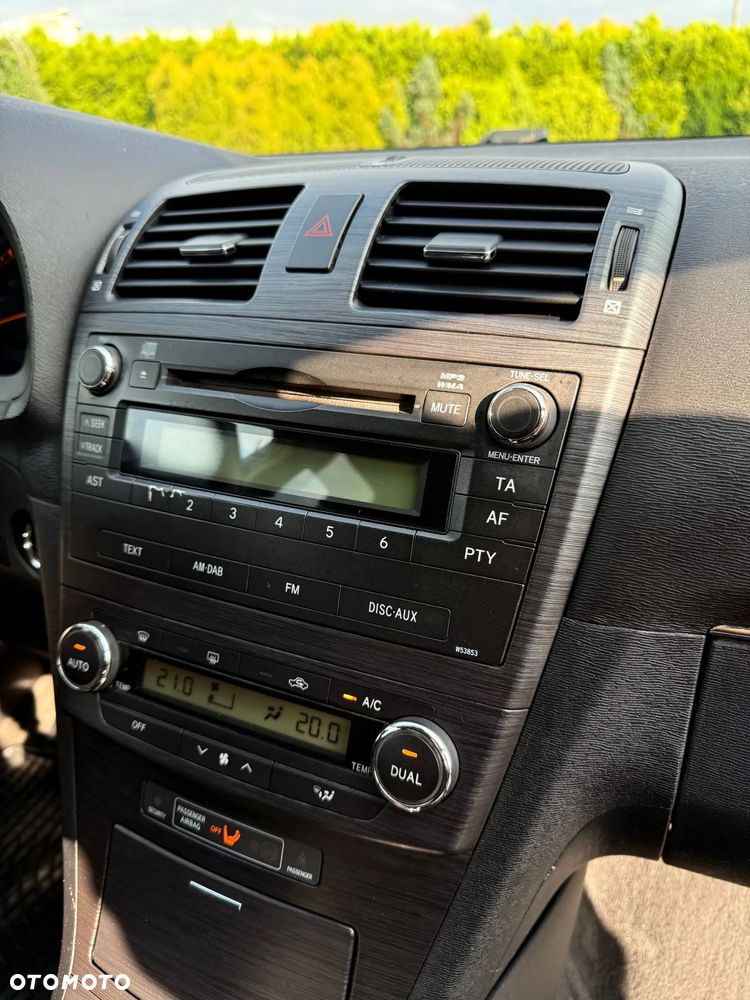 Toyota Avensis 2.0 D-4D Premium - 13