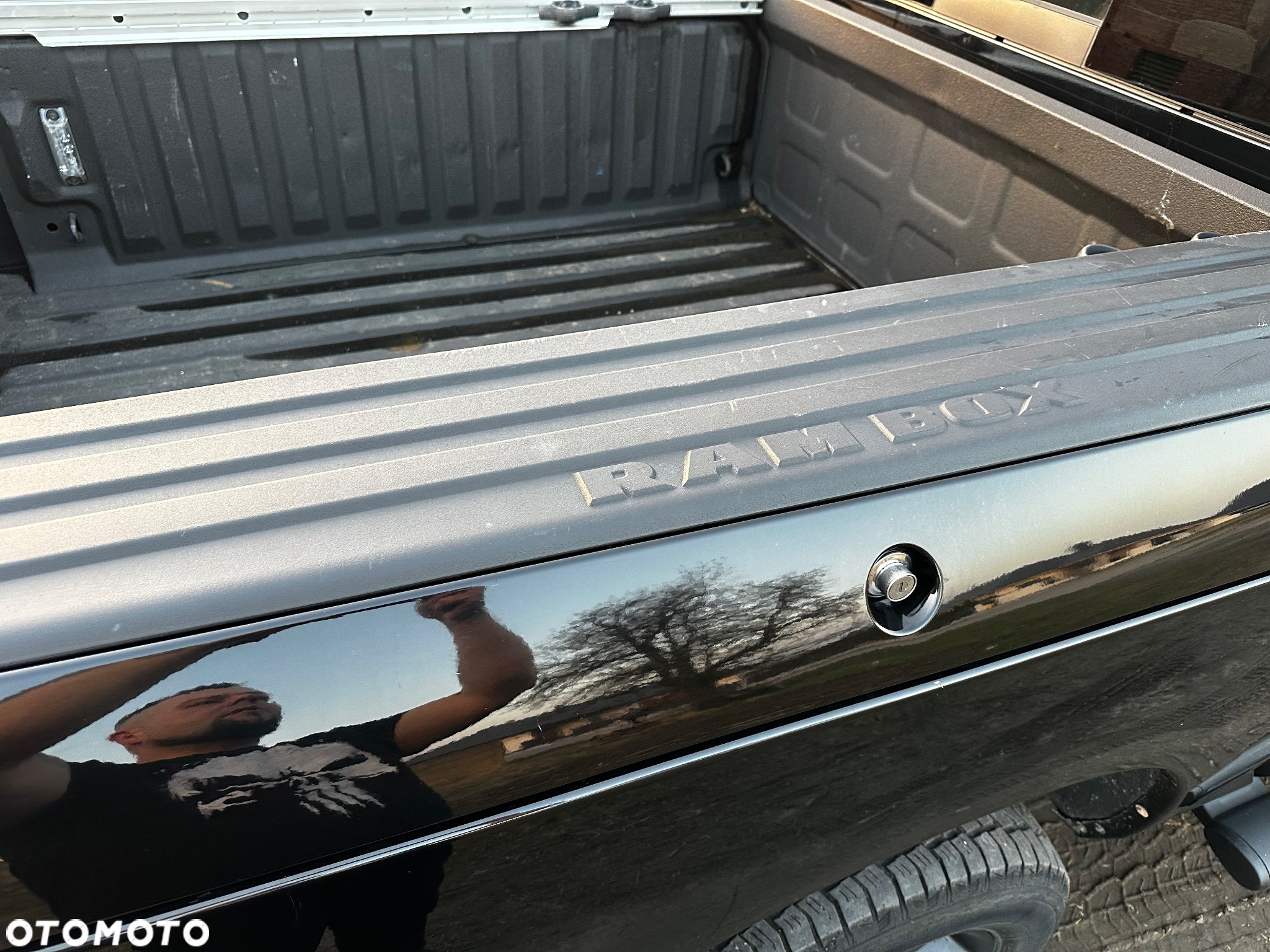 RAM 1500 Crew Cab Laramie - 10