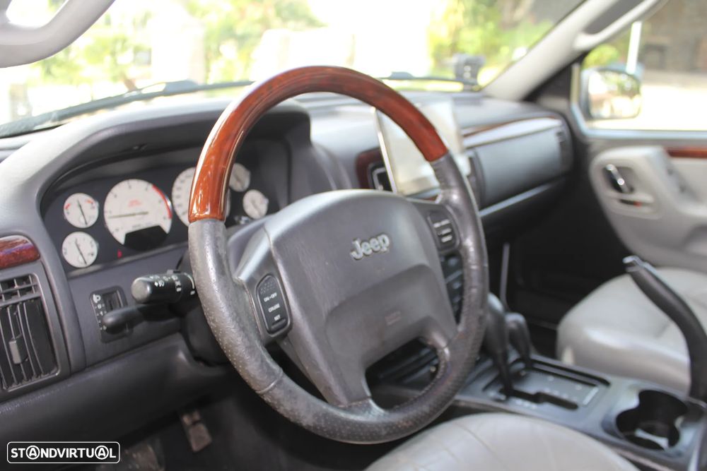 Jeep Grand Cherokee 2.7 CRD Overland - 18