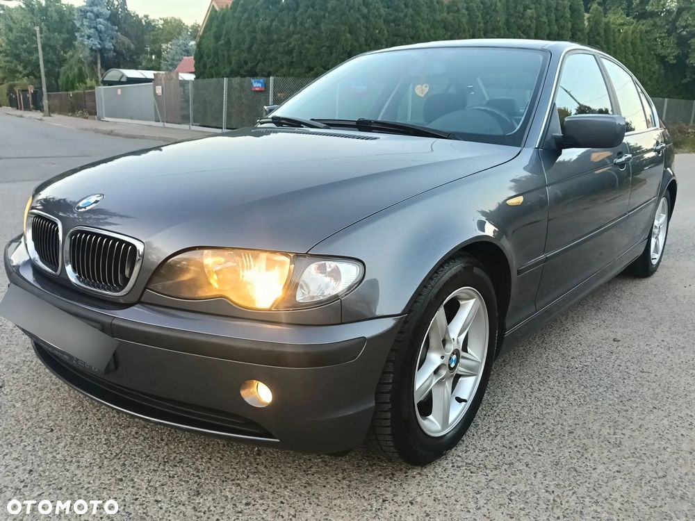 BMW Seria 3 325i Edition Sport - 12