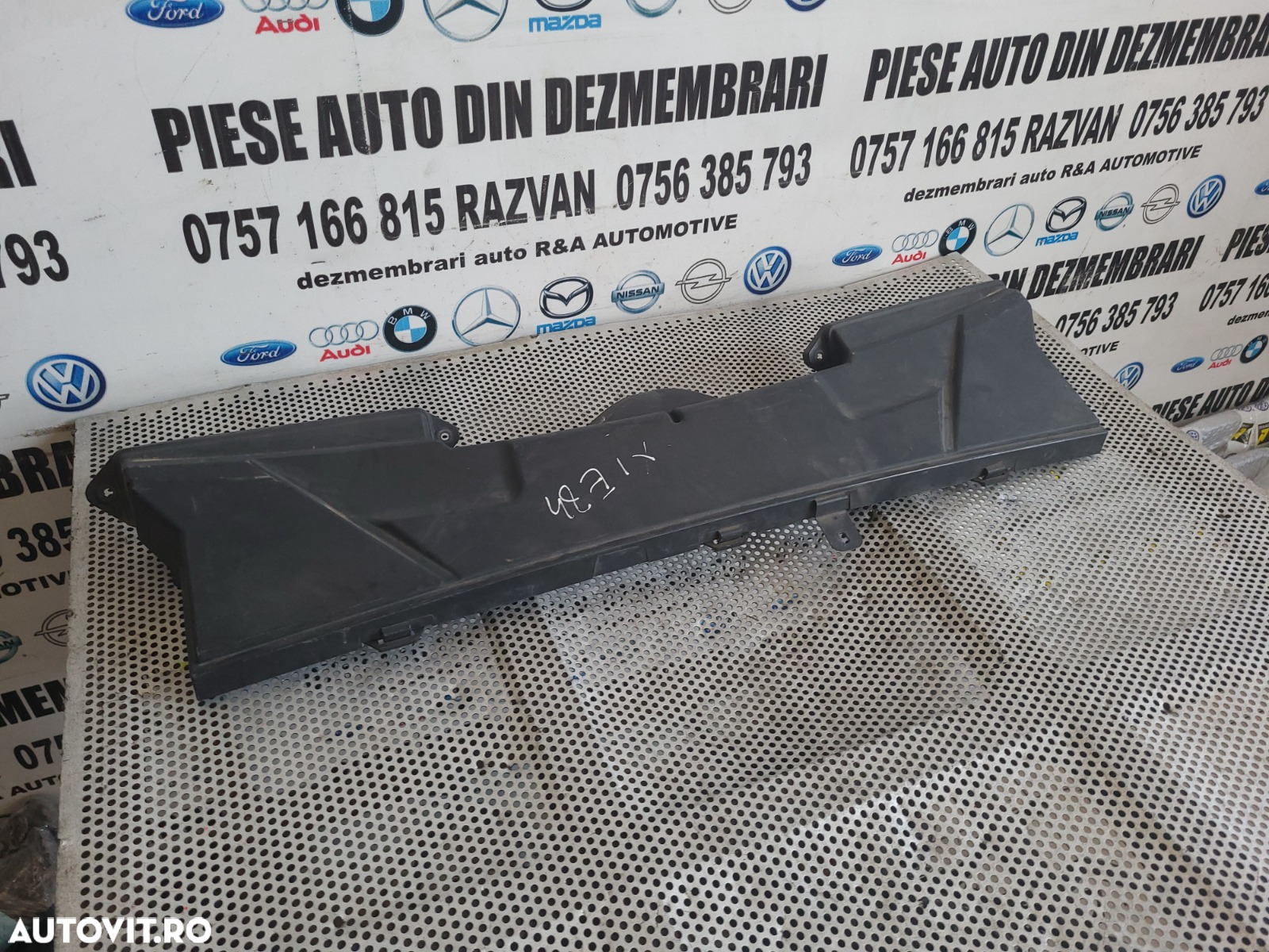 Carcasa Suport Filtru Polen Habitaclu Bmw X1 E84 Volan Stanga An 2009-2010-2011-2012-2013-2014-2015 - 2