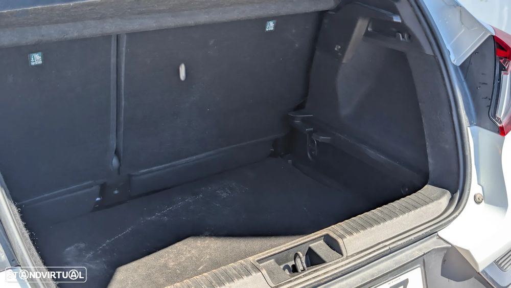 Renault Captur 1.0 TCe Intens - 18