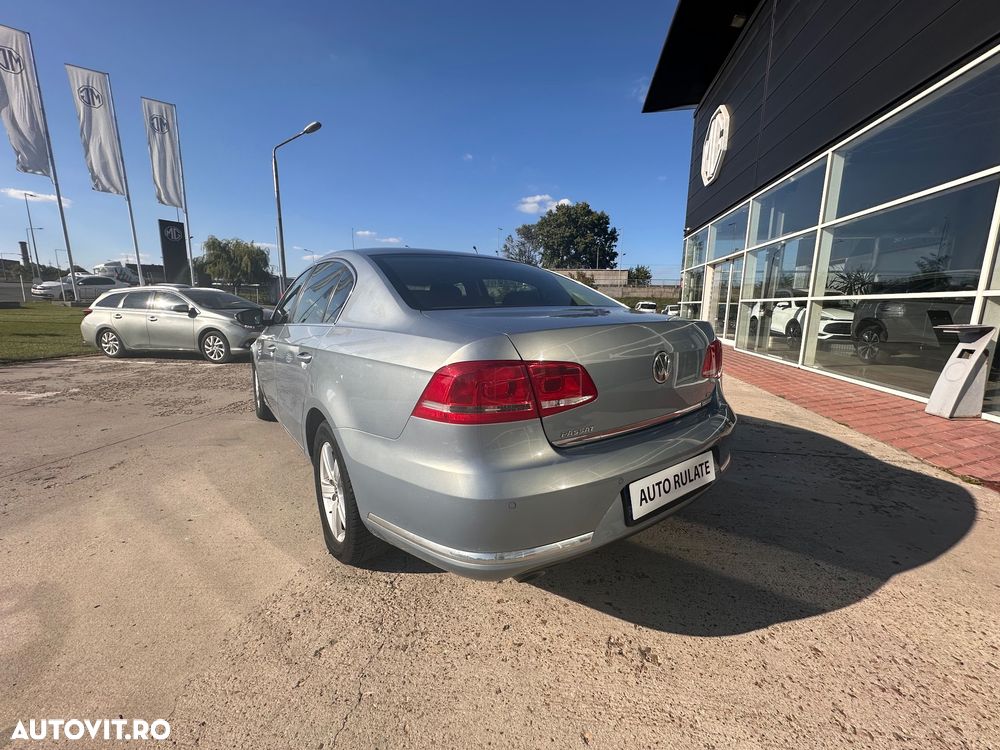 Volkswagen Passat - 5