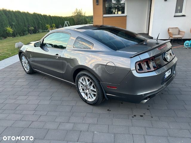 Ford Mustang 3.7 V6 Premium - 3