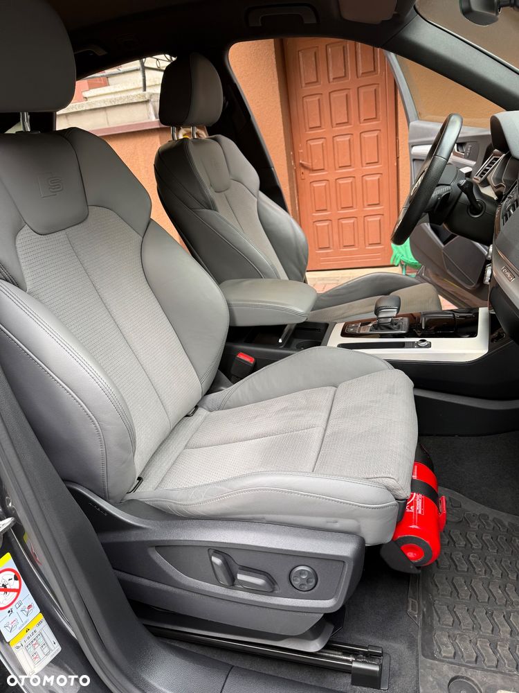 Audi Q5 Sportback - 30