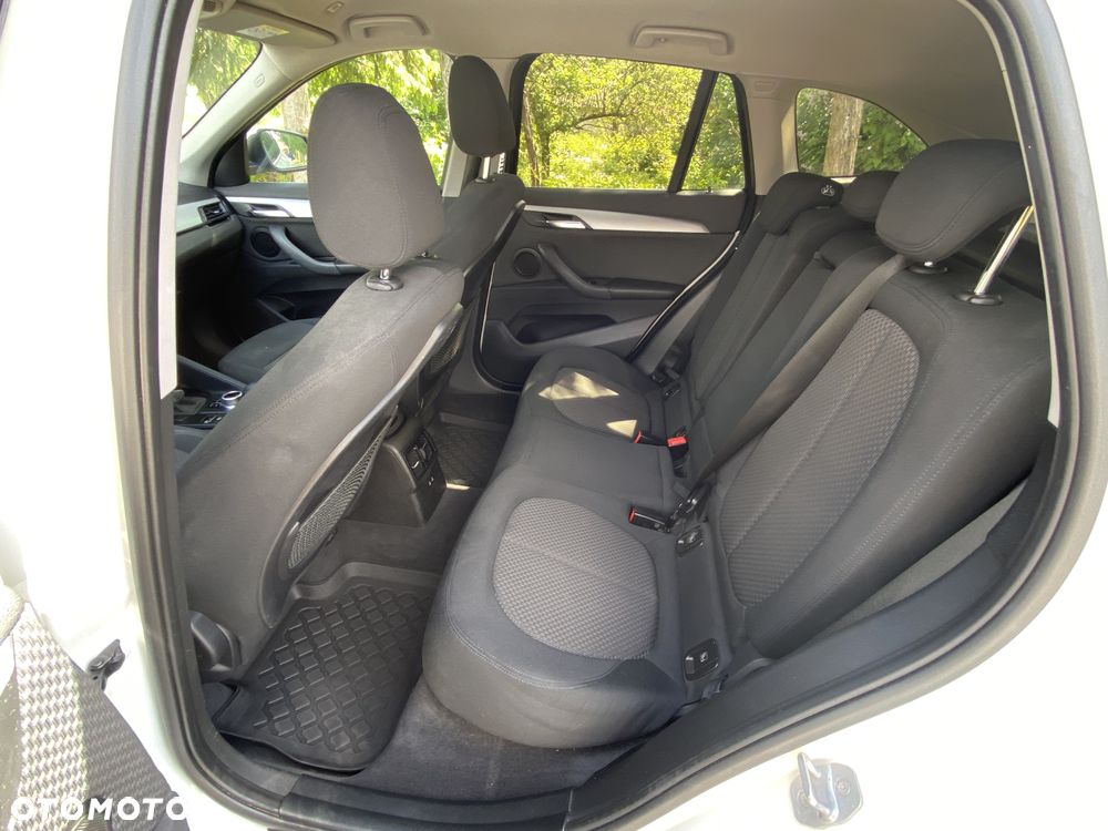 BMW X1 sDrive18i GPF Advantage - 7