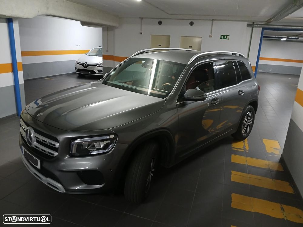 Mercedes-Benz GLB 180 - 1