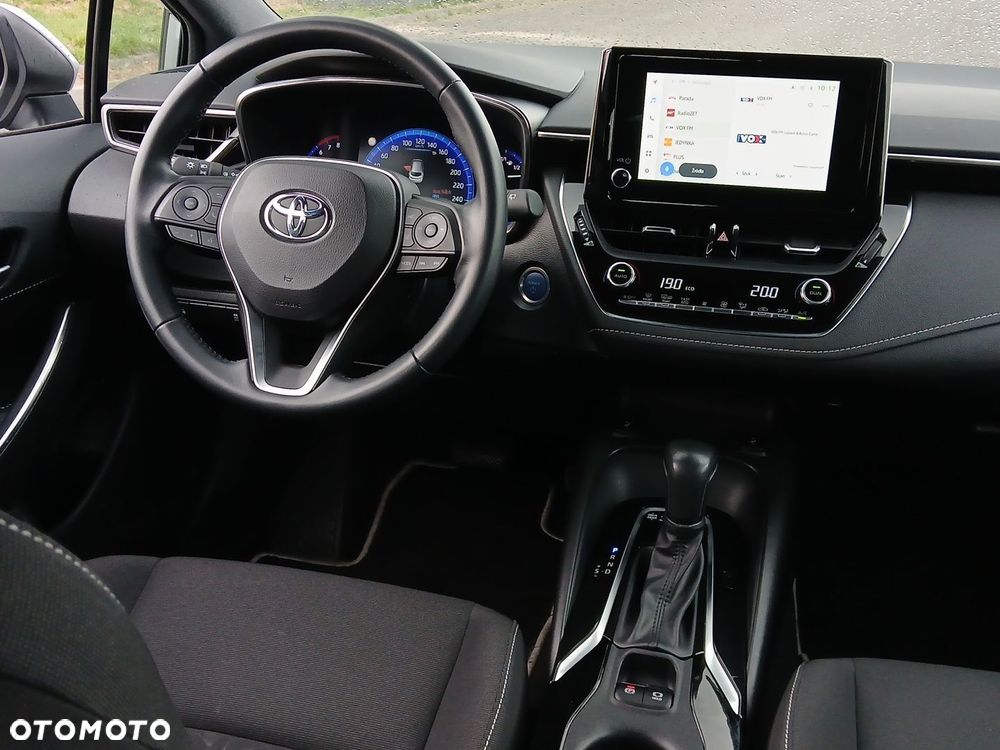 Toyota Corolla 2.0 Hybrid Comfort - 21
