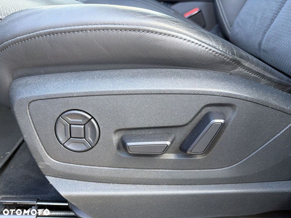 Audi e-tron - 22