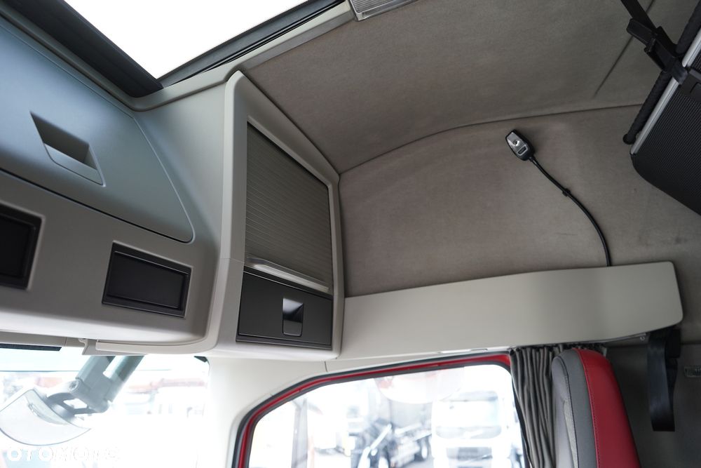 Volvo / FH / 460 / EURO 6 / ACC / GLOBETROTTER - 23