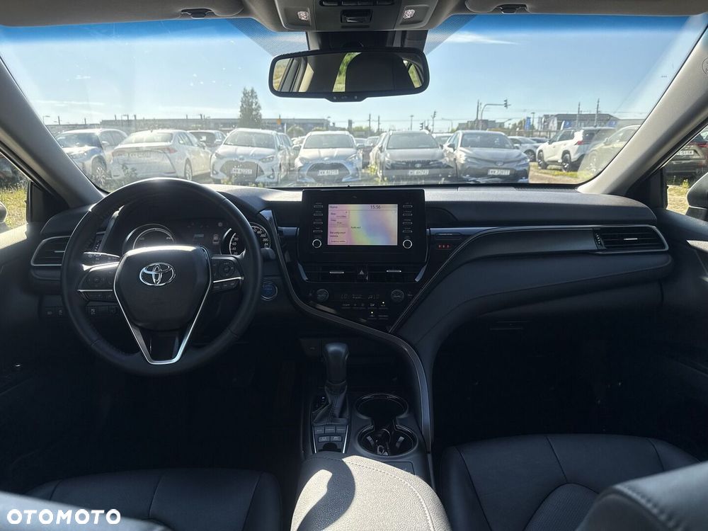 Toyota Camry 2.5 Hybrid Comfort CVT - 12
