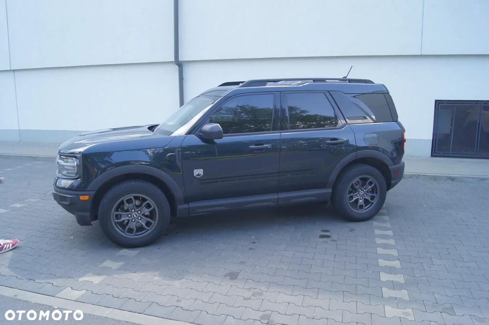 Ford Bronco - 1