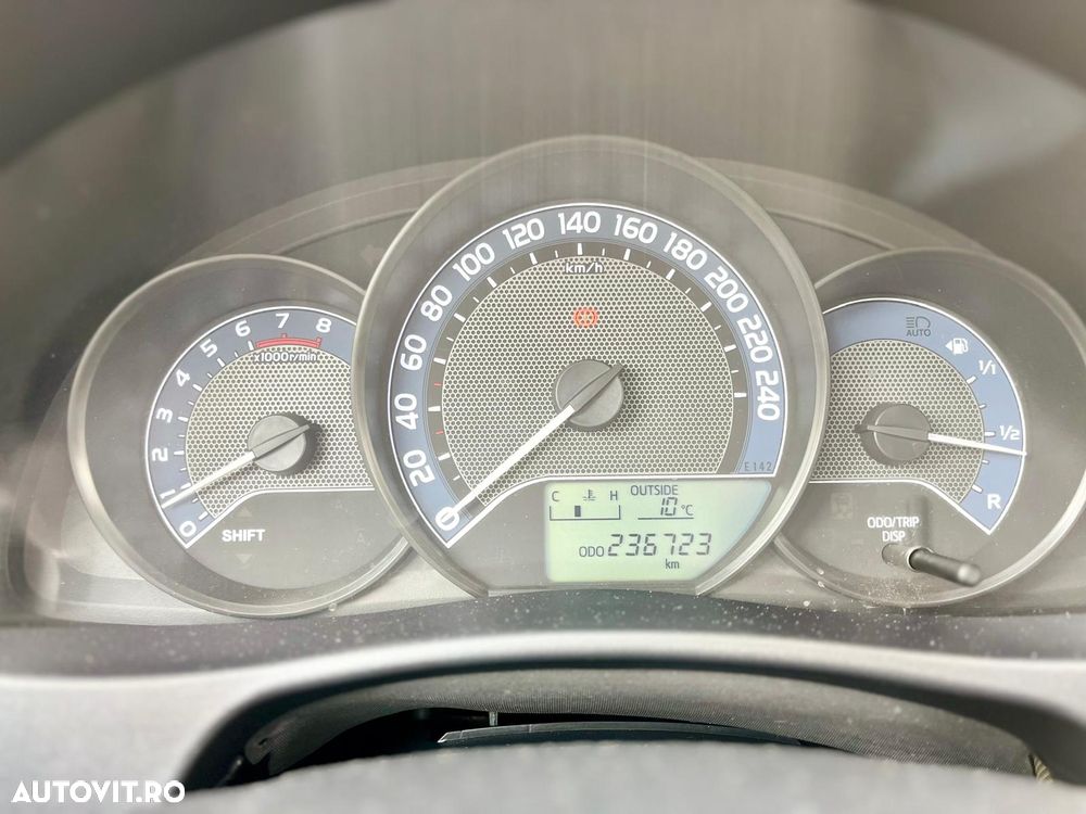 Toyota Auris 1.3 Dual VVT-i Luna - 3