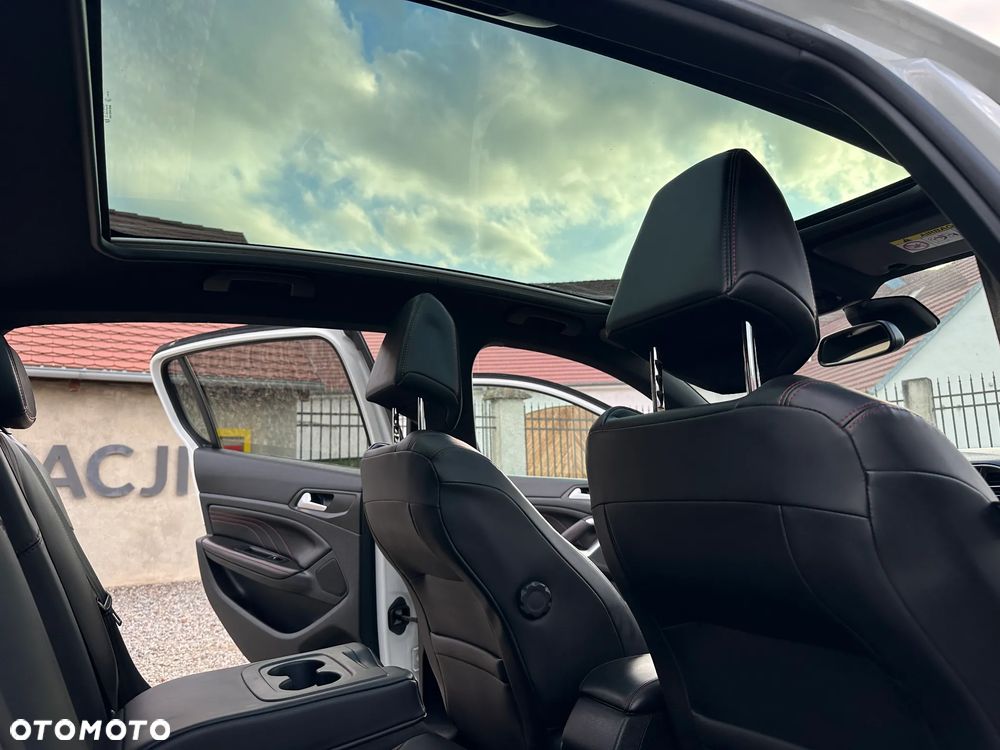 Peugeot 308 1.2 PureTech GPF GT Pack S&S - 19