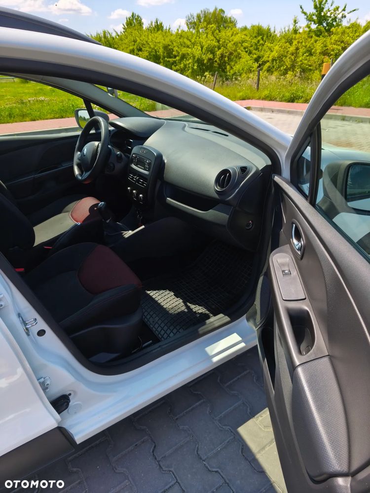 Renault Clio 1.2 16V Alize - 7