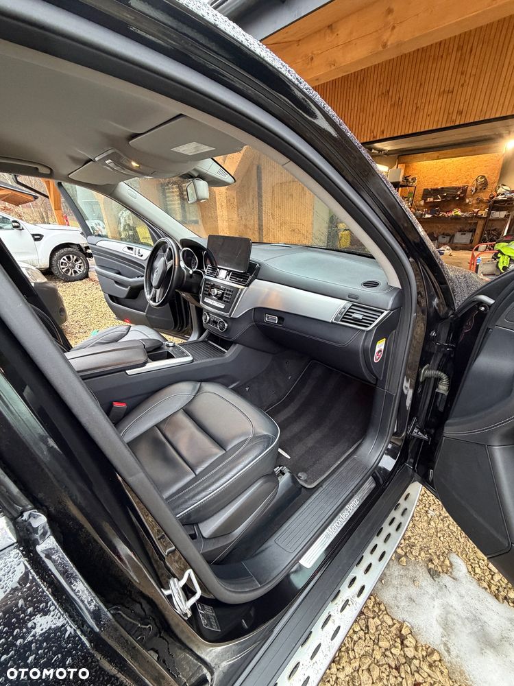 Mercedes-Benz ML 350 BlueTEC 4-Matic - 5