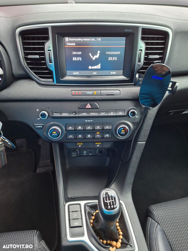 Kia Sportage 1.7 DSL MT 4x2 STYLE - 17