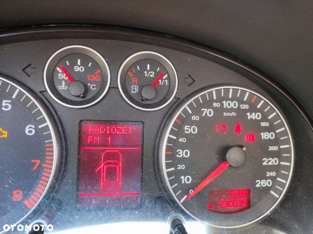 Audi A3 3-drzwiowe 1.6 Attraction - 6