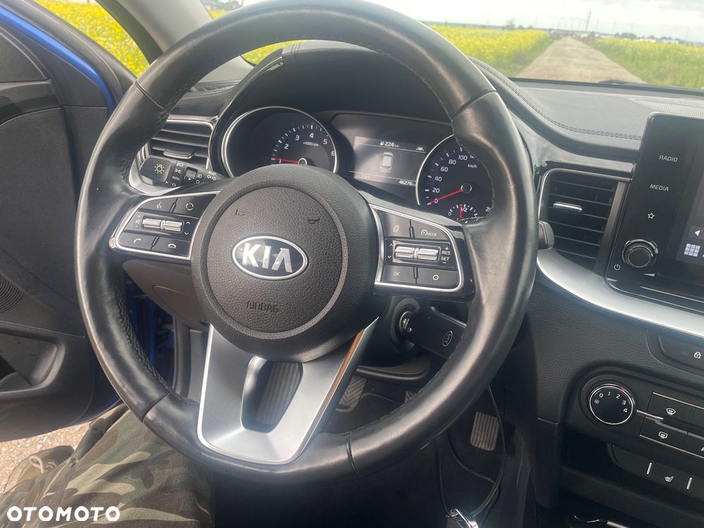Kia XCeed - 23