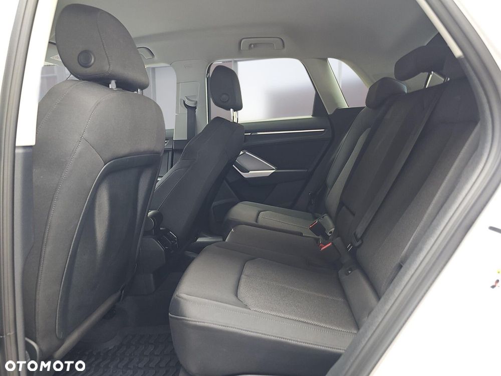 Audi Q3 35 TFSI S tronic - 10