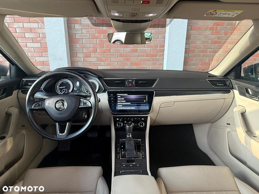 Skoda Superb - 16