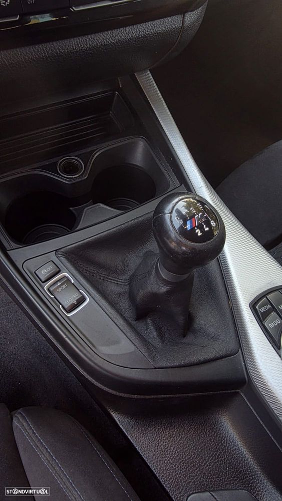 BMW 120 d Edition M Sport Shadow - 12