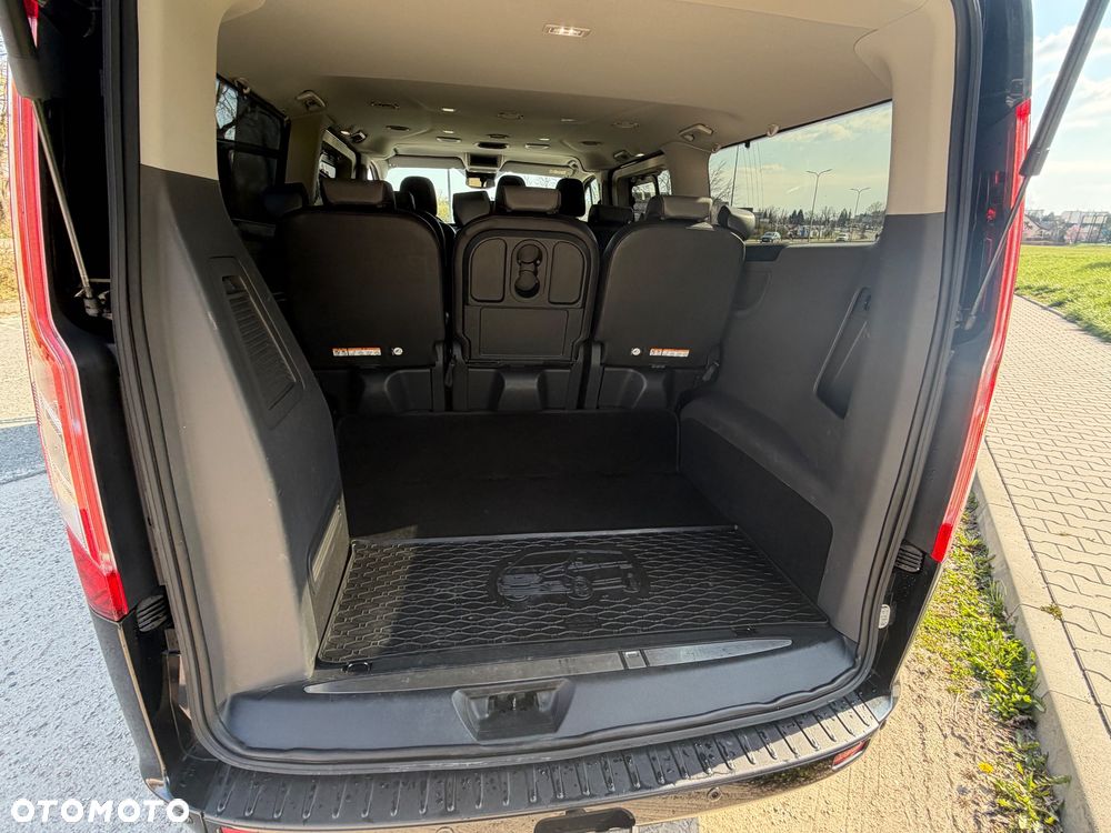 Ford Tourneo Custom 320 L2H1 VA Autm Titanium X - 11