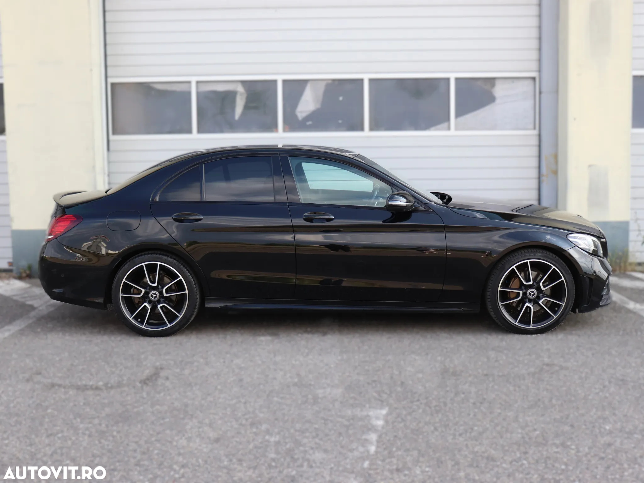Mercedes-Benz C 220 d 4Matic 9G-TRONIC AMG Line - 21
