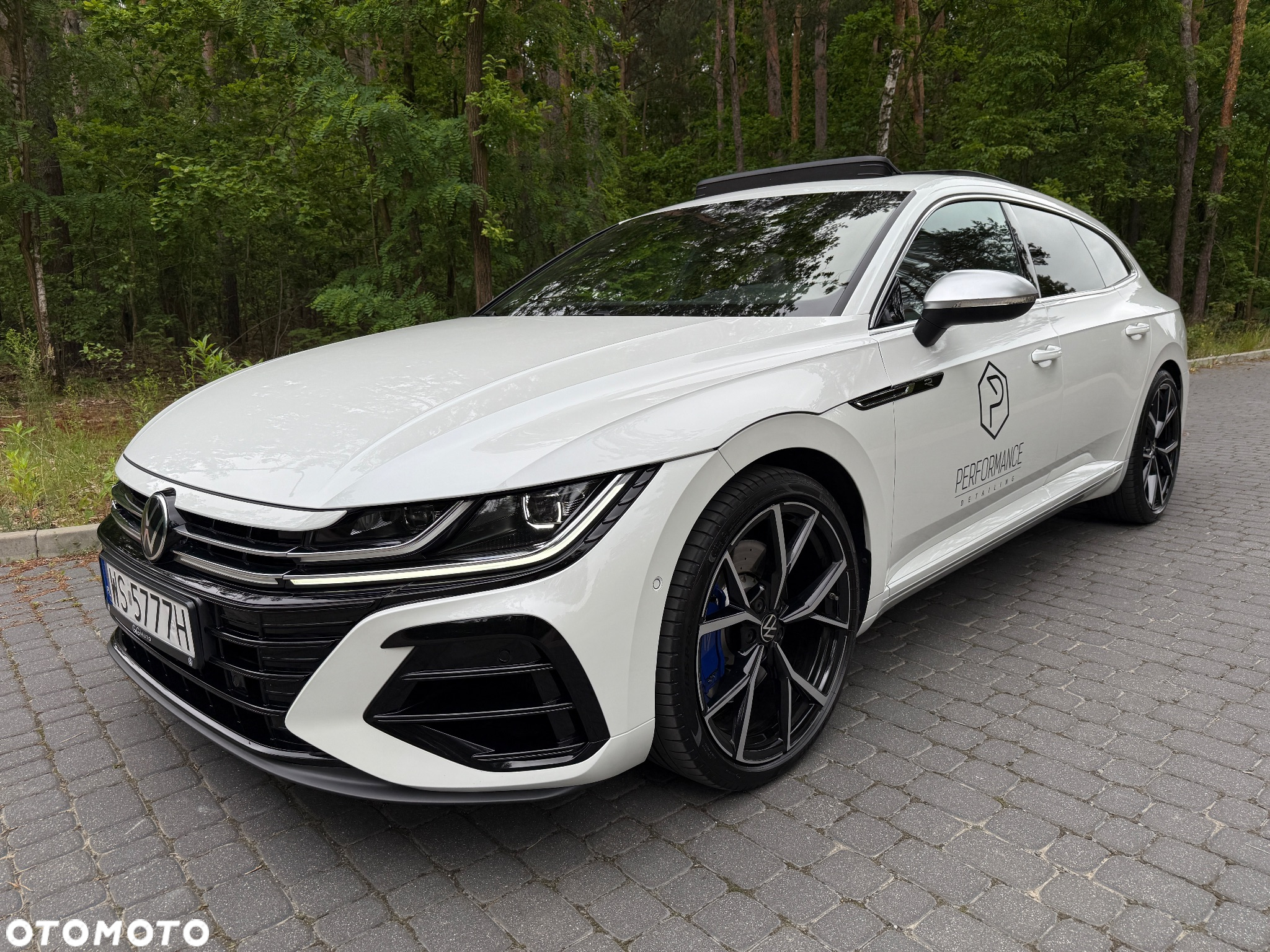 Volkswagen Arteon 2.0 TSI 4Motion R DSG - 2