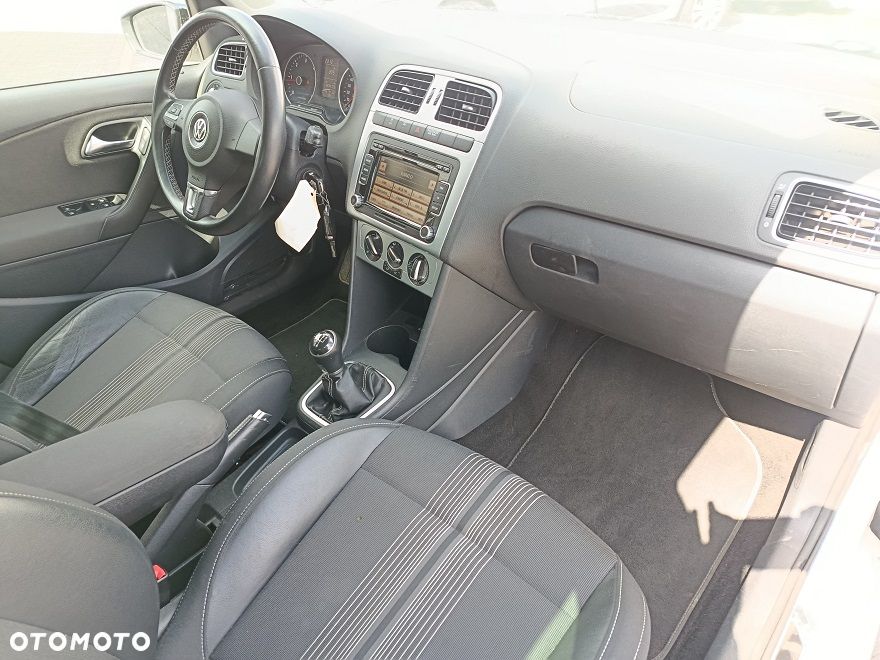 Volkswagen Polo 1.6 TDI MATCH - 9
