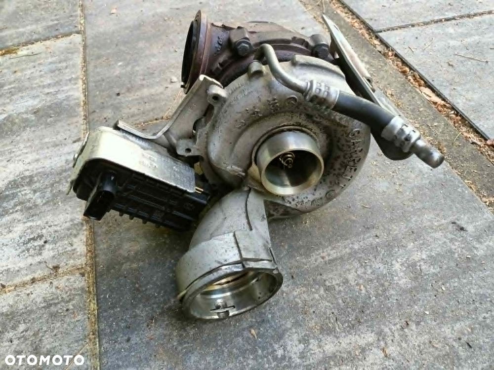 Turbo turbina turbosprężarka nastawnik BMW E83 X3 Gt2260V 3.0d 218km 7796315 - 2