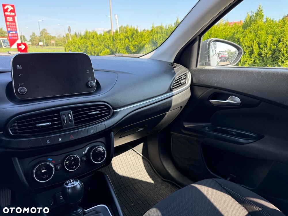 Fiat Tipo 1.4 T-Jet 16v Lounge - 10